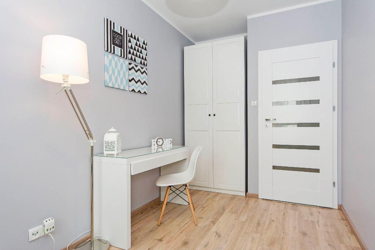 Stylish Apartment Oldtown Riverview Balcony 格但斯克 外观 照片