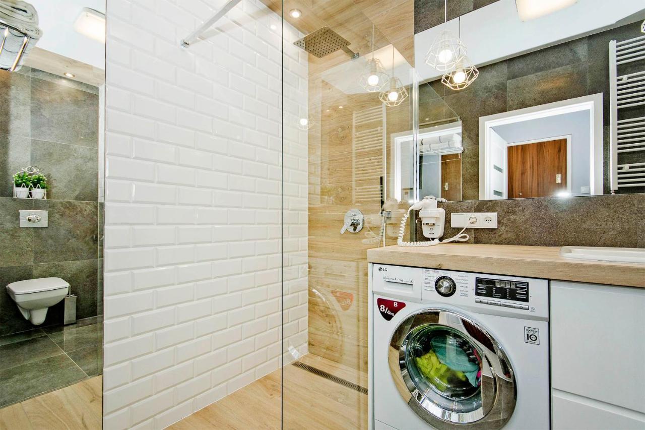 Stylish Apartment Oldtown Riverview Balcony 格但斯克 外观 照片